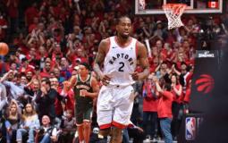 أحرز كاواي ليونارد لاعب تورونتو رابتورز 36 نقطة في المباراة