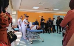 مستشفى حمد بغزة ينظم لقاءً لتبادل الخبرات مع طلبة الجامعات في مجال التأهيل