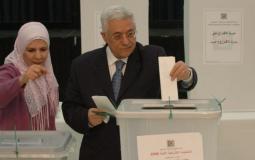 الرئيس الفلسطيني محمود عباس خلال الانتخابات الفلسطينية - أرشيفية -