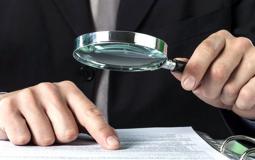 الأدلة الجنائية تحسم خلافات على مستندات بقيمة (100) ألف دولار