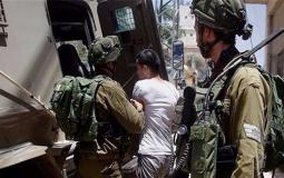 قوات الاحتلال تعتقل فتيين من الخليل