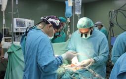الصحة بغزة تجري عمليات جراحية