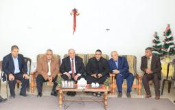 قيادة الجبهة الديمقراطية تزور كنيسة دير اللاتين في غزة