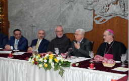 الرئيس محمود عباس يشارك في عشاء عيد الميلاد