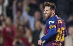 ليونيل ميسي نجم برشلونة يحتفل بهدفه ضد ليغانيس