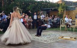 معركة بين عروسين أمام الحضور والمهنئين -ارشيف-