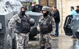 شاب يحاول الانتحار بإلقاء نفسه من غرفة الحجر الصحي في الاردن