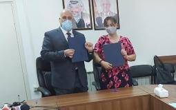 توقيع اتفاقية بـ 575 ألف دولار لدعم المنشآت المتضررة في الضفة وغزة