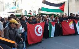 فلسطين وتونس 
