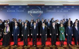 نتنياهو يتوسط قادة دول في مؤتمر وارسو