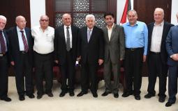 الرئيس محمود عباس برفقة وفد مستشفى جمعية المقاصد الخيرية الاسلامية بالقدس