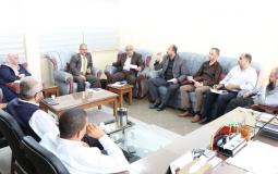 التربية والتعليم في خانيونس تعقد اجتماعًا لمناقشة خطة تحسين الخدمة للجمهور