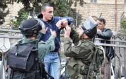 جنود الاحتلال يعتدون على شاب في القدس - أرشيفية
