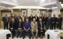 جمال أبو نحل خلال الاجتماع