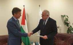 المالكي يتسلم نسخة من أوراق اعتماد ممثل الاتحاد الأوروبي الجديد