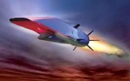 شاهد: صاروخ "تسيركون" الروسي تفوق سرعته سرعة الصوت يصيب هدفا