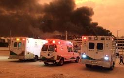 شاهد حريق هائل يتسبب في انهيار مصنع في مصر