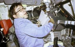 رائد الفضاء الأميركي المخضرم جون يونغ