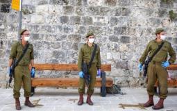 جنود إسرائيليون في البلدة القديمة في القدس المحتلة في 7 نيسان