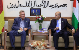 جمعية رجال الأعمال مع السفير الألماني 