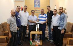 اتحاد السلة وأمواج يوقعان عقد رعاية بطولة كأس محافظات غزة