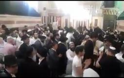 الاحتلال يقيم حفلات رقص داخل الحرم الإبراهيمي