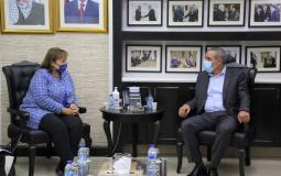 الوزير حسين الشيخ مع ممثلة الاتحاد الأوروبي 