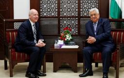 لقاء سابق بين الرئيس الفلسطيني محمود عباس وجيسون غرينبلات مبعوث الرئيس الأمريكي إلى الشرق الأوسط