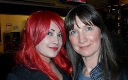 شابة بريطانية تتوفى بسبب الفيسبوك