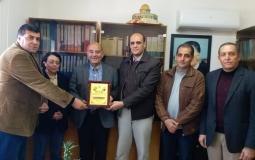 جانب من زيارة المكتب الحركي للمركز الفلسطيني لحقوق الإنسان