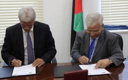 توقيع اتفاقية بين الوزارة وجامعة القدس المفتوحة 7-7-2019 (1).JPG