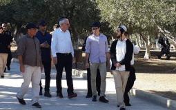 وزير الزراعة الإسرائيلي أوري أرئيل يقتحم باحات المسجد الأقصى برفقة عشرات المستوطنين