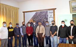 رئيس بلدية دير البلح يلتقي مجموعة من الإعلاميين 