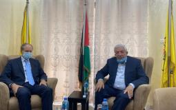 نائب رئيس حركة فتح محمود العالول يلتقى القنصل الفرنسي