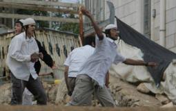 بيت لحم: مستوطنون يرشقون مقر بلدية تقوع بالحجارة