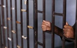 فروانة: 100% من المعتقلين الفلسطينيين تعرضوا للتعذيب