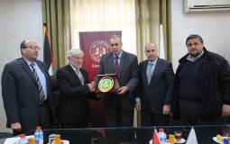 جامعة الازهرتستقبل وزير الزراعة  الفلسطيني الدكتور سفيان سلطان