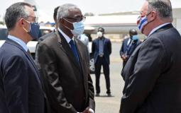 وزير الخارجية الأمريكي ورئيس الحكومة السودانية