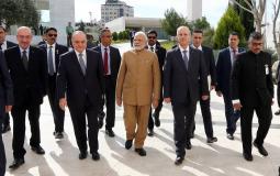رئيس الوزراء الهندي برفقة رئيس الوزراء الفلسطينية