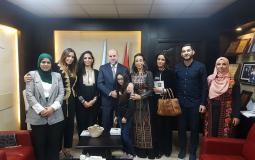 الهباش يستقبل وفدا شعبياً تونسياً يزور فلسطين