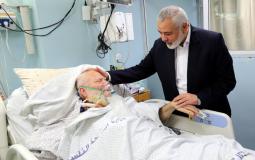 رئيس المكتب السياسي لحركة حماس إسماعيل هنية يزور الداعية حازم السراج 