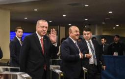 الرئيس التركي رجب أردوغان يغادر مقعده في قاعة الأمم المتحدة خلال كلمة ترامب