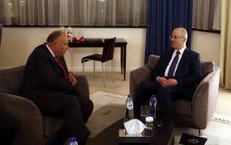 رئيس الوزراء د. رامي الحمد الله مع وزير الخارجية المصري سامح شكري