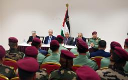 الرئيس يكرم طاقم وفد رئيس الوزراء الذي تعرض للانفجار في غزة