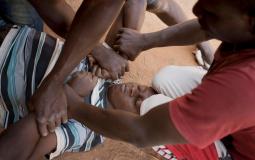 أطفال ونساء حوامل يموتون في صحراء الجزائر