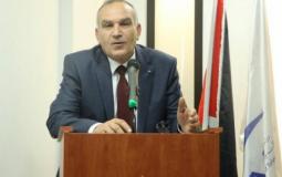 وزير الاتصالات وتكنولوجيا المعلومات إسحق سدر