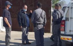 الشرطة الاسرائيلية توزع اخطارات على اصحاب المحلات التجارية في كابول