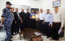  تعليم خان يونس يكرّم إدارة شرطة محافظة خان يونس