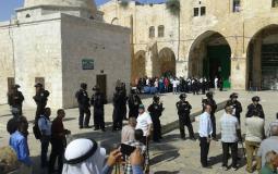 مستوطنون يقتحمون باحات المسجد الاقصى بحراسة الشرطة - ارشيفية