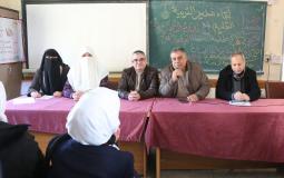 الفرا يفتتح لقاءً مع طالبات الثانوية العامة بمدرسة عكا